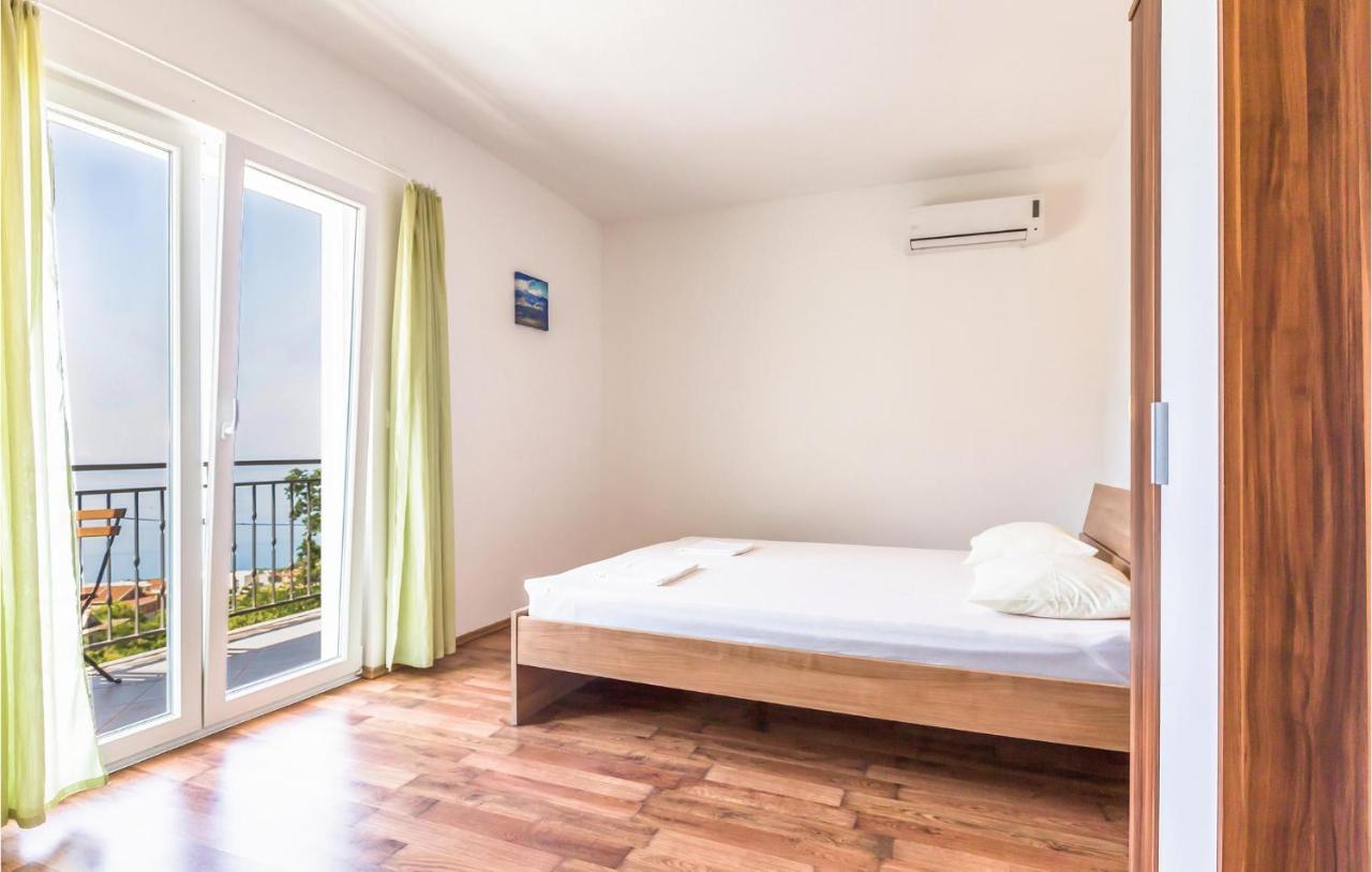 2 Bedroom Beautiful Apartment In 马卡尔斯卡 外观 照片